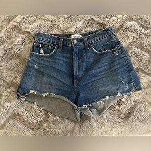 NWOT Abercrombie Curve Love High Rise Mom Short - Dark Ripped Wash